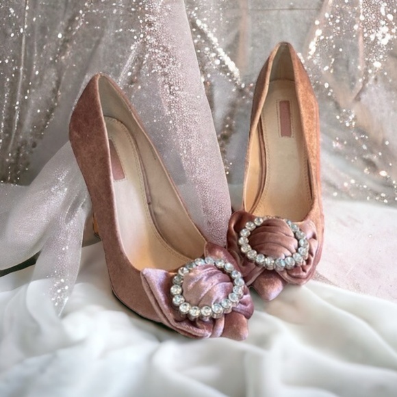 TOPSHOP Pink Velvet Jeweled Wedding Stiletto Heels w Bows & Rhinestones - Picture 2 of 16